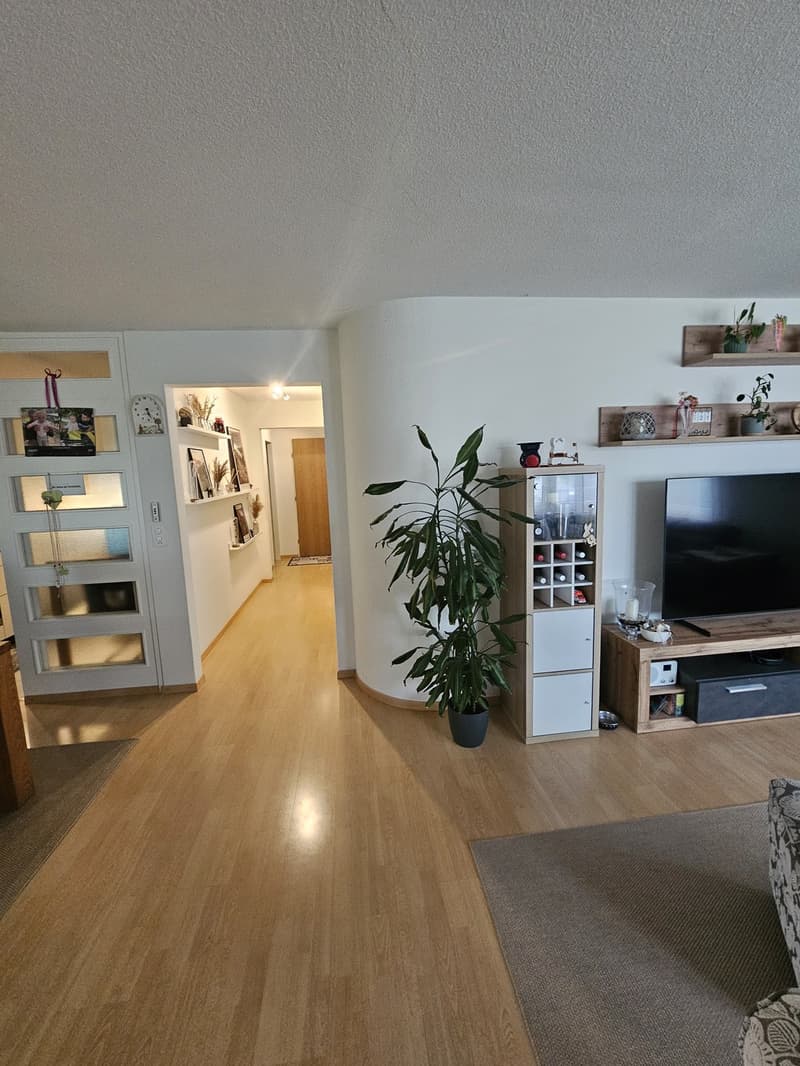 Per 01.09 oder sofort!! - In Muri AG Helle 3.5-Zimmer-EG-Wohnung mit Gartensitzplatz | Ruhige Lage | CHF 1'950. inkl. NK (2)