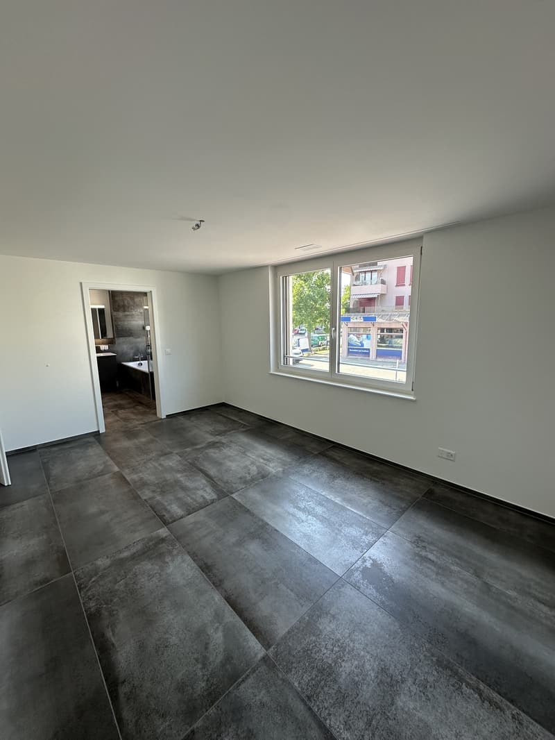 Tür auf, eintreten, wohlfühlen. Den Rest erledigt die Wohnung fast von alleine. (6)