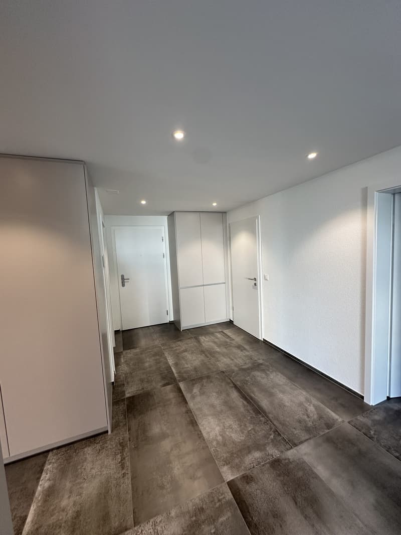 Tür auf, eintreten, wohlfühlen. Den Rest erledigt die Wohnung fast von alleine. (4)