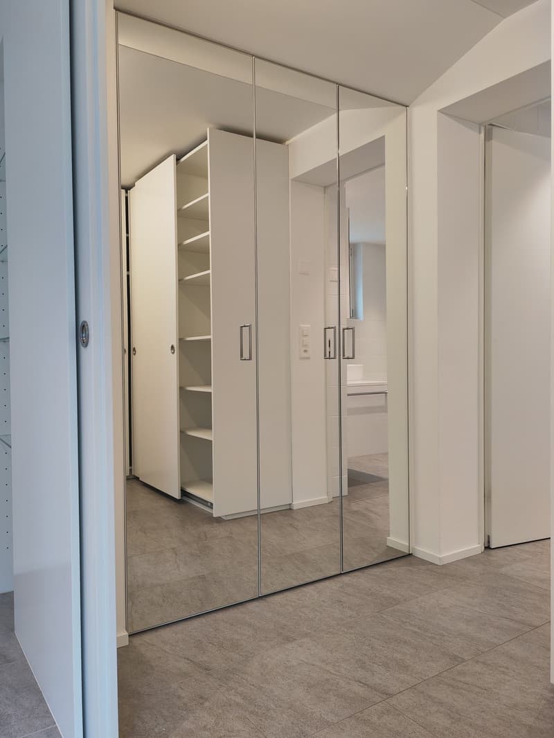 Moderne 2.5-Zimmerwohnung mit privatem Gartensitzplatz (7)