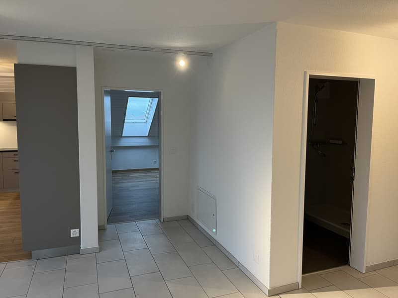 Moderne 3.5-Zimmer-Wohnung mit 124 m² in Hindelbank zu vermieten (6)