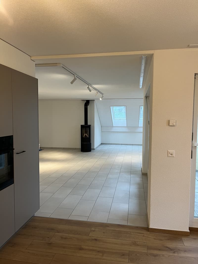 Moderne 3.5-Zimmer-Wohnung mit 124 m² in Hindelbank zu vermieten (1)