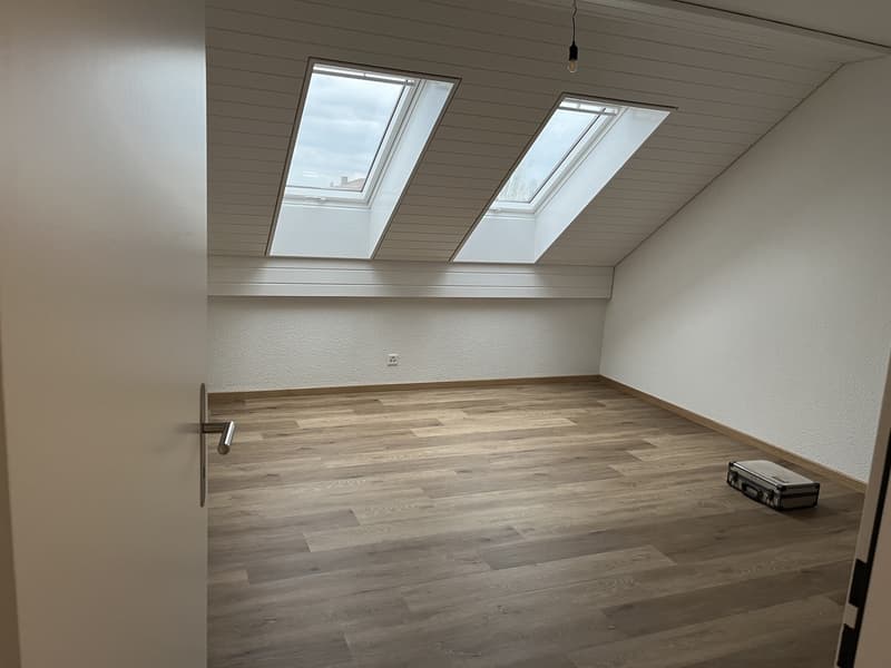 Moderne 3.5-Zimmer-Wohnung mit 124 m² in Hindelbank zu vermieten (7)