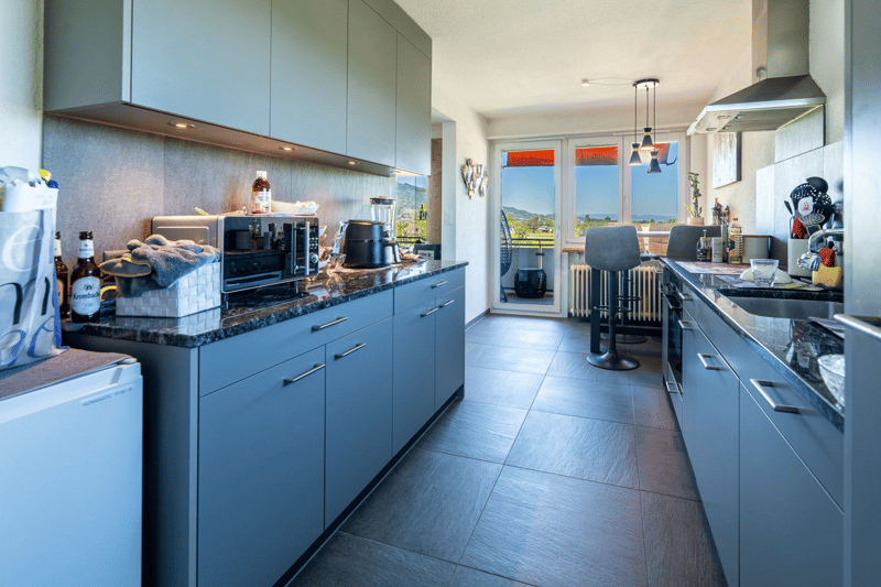Helle 3.5-Zimmerwohnung mit Balkon und Weitblick (3)