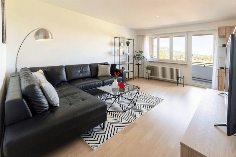 Helle 3.5-Zimmerwohnung mit Balkon und Weitblick (1)