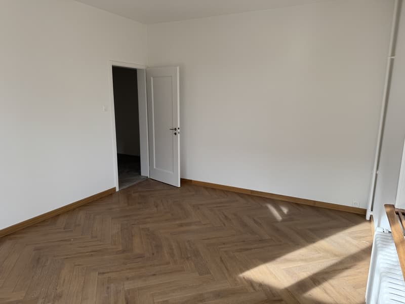 Komplett neu sanierte 4.5 Zimmerwohnung an bester Lage in Wabern (8)