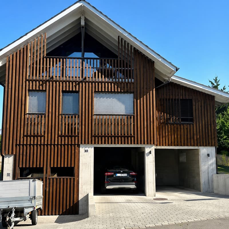 Moderne 5.5-Zimmer-Wohnung mit Garage und Terasse in Elsau (2)