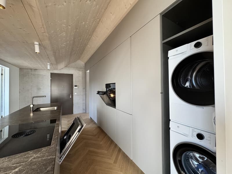 Newly built, first-occupancy 2.5-room attic apartment in Muttenz (11)