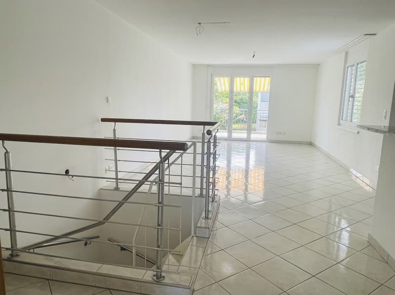 5.5-Zimmer-Gartenwohnung 118 m² Wohnfläche + ca. 66 m² Zusatzfläche + 230 m² Privatgarten (1)