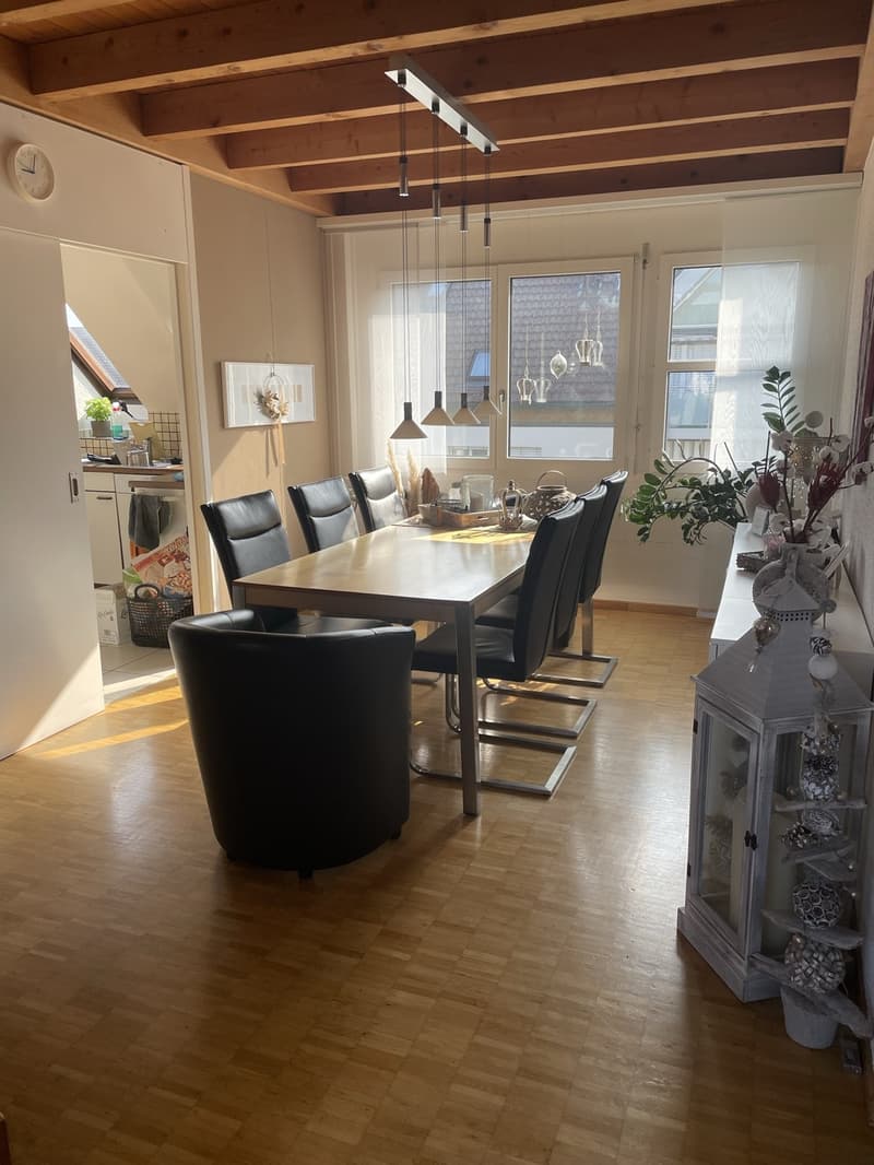 grosszügige 4 1/2 Zimmer-Maisonettewohnung (2)
