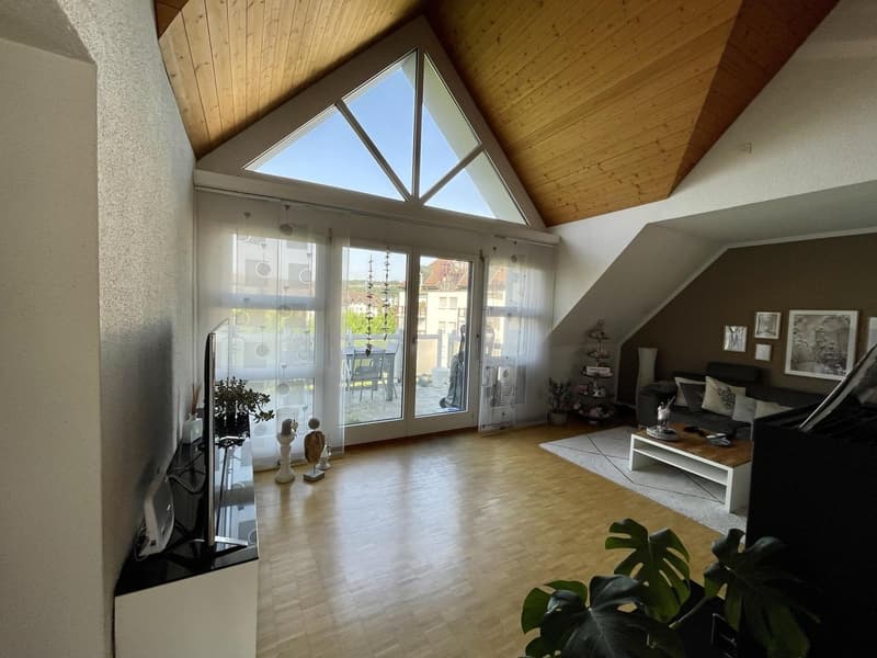 grosszügige 4 1/2 Zimmer-Maisonettewohnung (1)