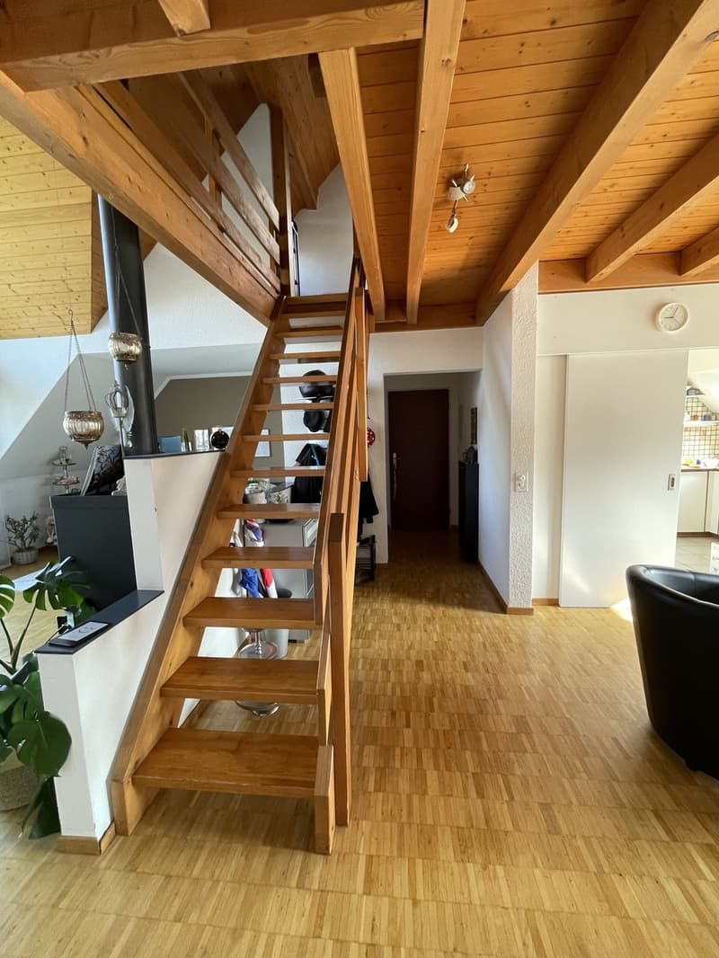 grosszügige 4 1/2 Zimmer-Maisonettewohnung (6)