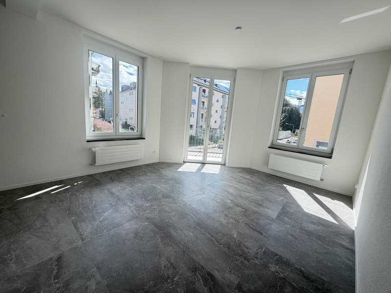 "Neu renovierte, repräsentative Wohnung an ruhiger Lage in Zürich-West" (7)