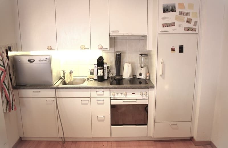 Hauptbahnhof Zürich, 2.5-Zimmer Wohnung, 7 Monate ab 1.11. (3)