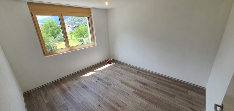 Grosszügige 5.5-Zimmer-Wohnung mit 178 m2, Garage und E-Ladestation (8)