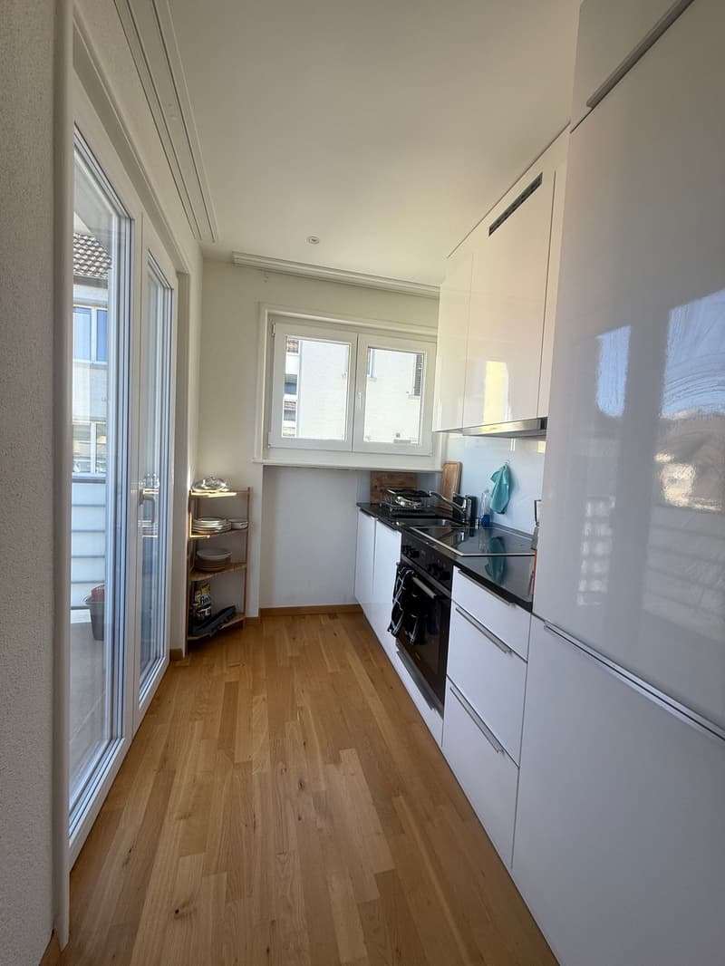 2.5-Zimmer-Wohnung mit 2 Balkonen in ruhiger Lage  Zürich 8003 (8)