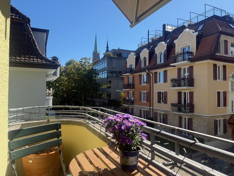 2.5-Zimmer-Wohnung mit 2 Balkonen in ruhiger Lage  Zürich 8003 (4)