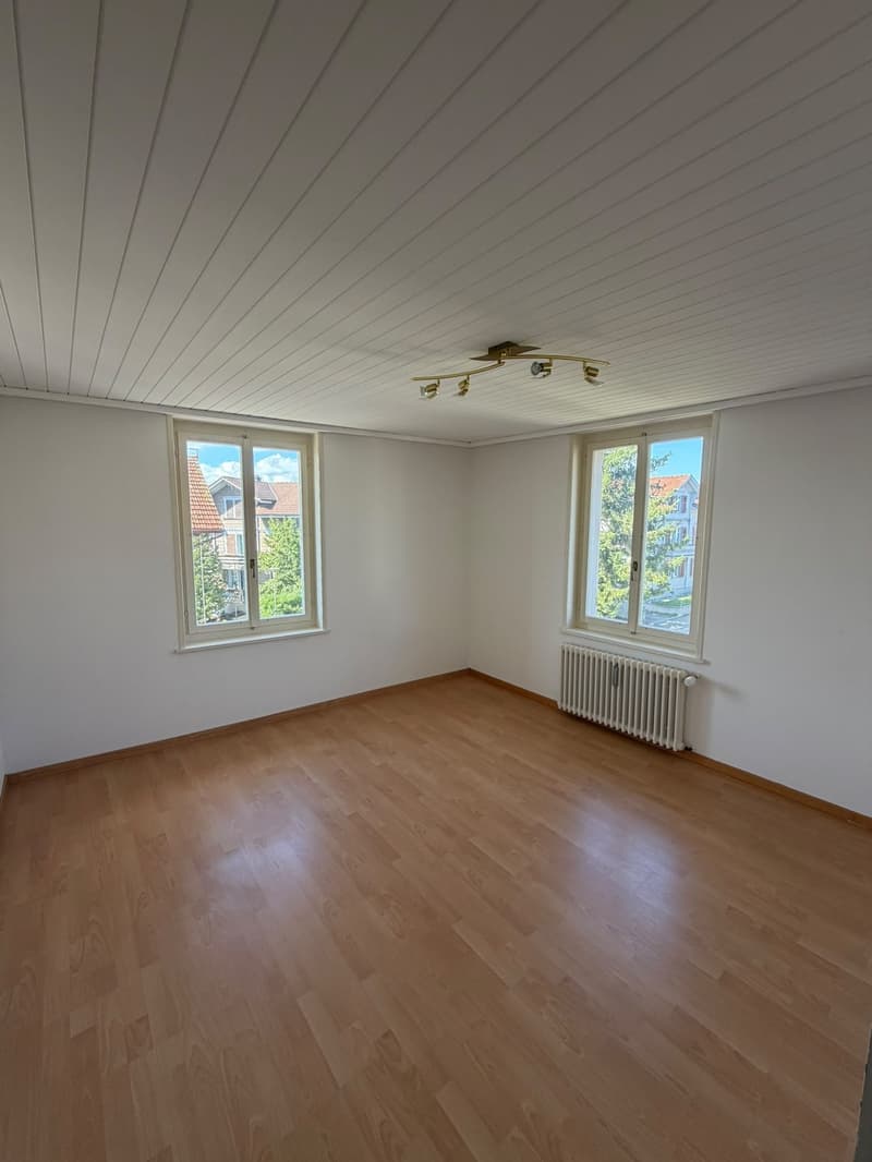 Zentral wohnen & wohlfühlen  3.5-Zimmer-Wohnung inkl. Parkplatz (5)