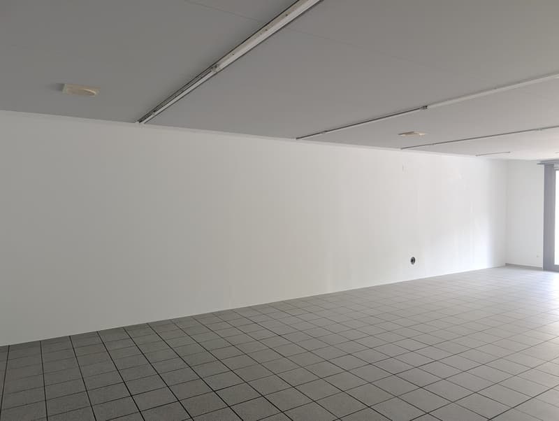 Ladenlokal / Showroom / Büro mit Schaufenster an der Hauptstrasse Zunzgen  flexibel nutzbar (6)