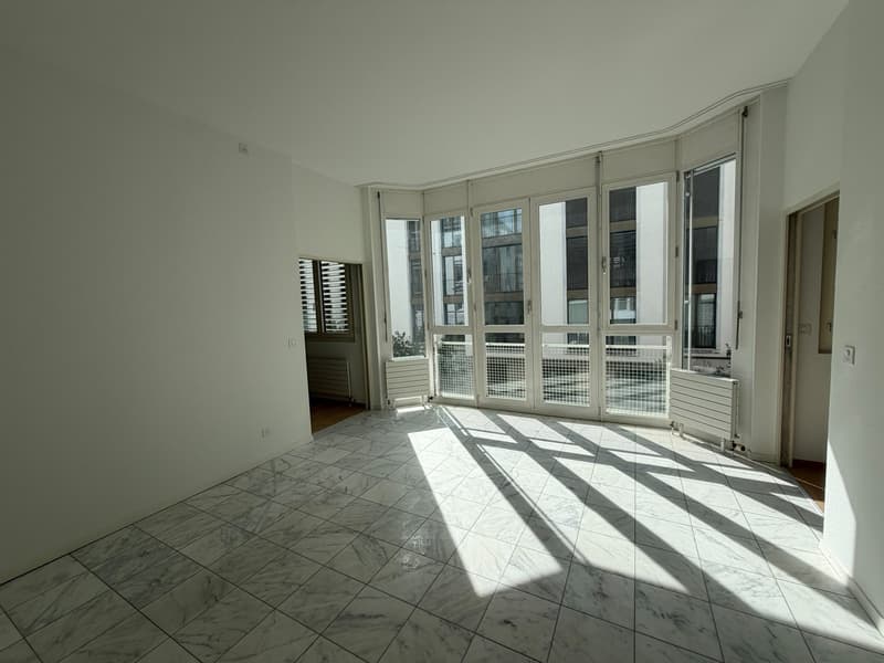 Stilvolles Wohnen im charmanten Altbau  modern ausgebaut und lichtdurchflutet (3)