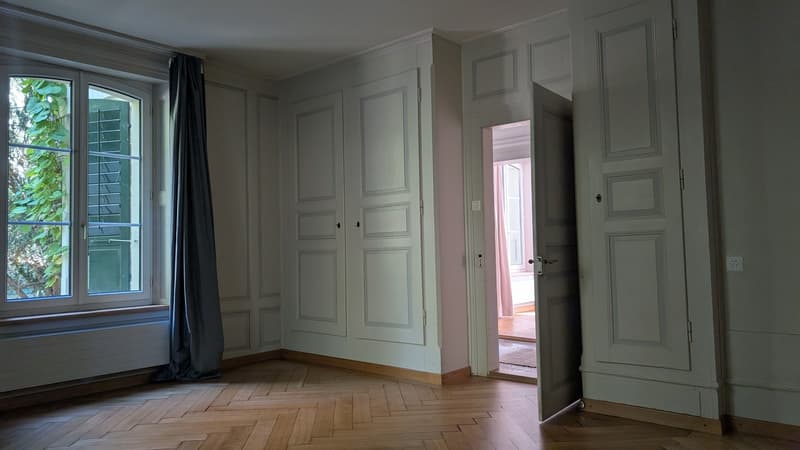 4.5 Zimmerwohnung in alter Villa und Bahnhofsnähe (7)