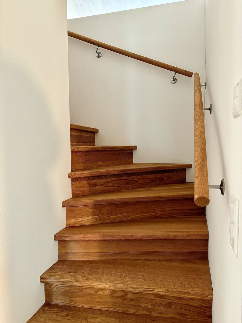 C6_3.5-ZWG_Dorfstrasse-68_Treppe