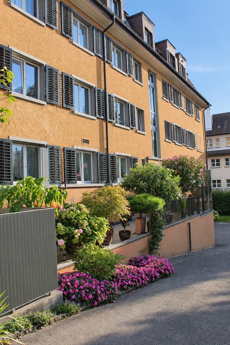 2.5 Zimmer Gartenwohnung nur 3 Gehminuten oberhalb des Schaffhauserplatzes (7)
