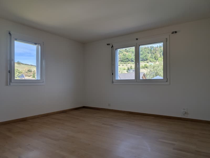 4.5-Zimmer-Maisonettewohnung mit Galerie und Balkon in Ziefen (7)