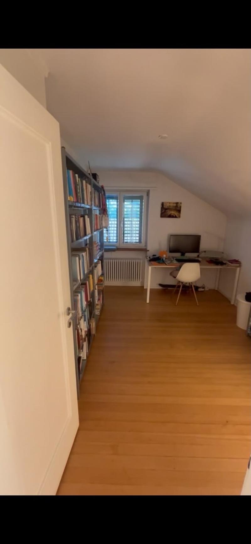 Per 1. Nov. WG Zimmer in EFH zu vermieten (1)