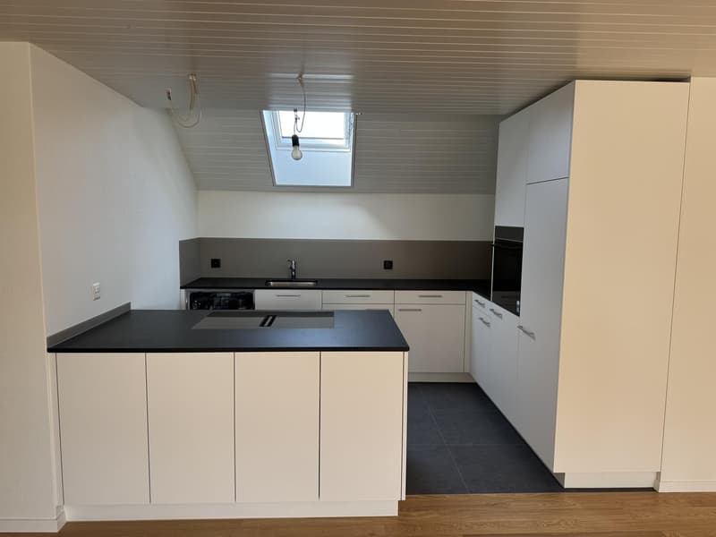 4.5-Zimmerwohnung im 2. Obergeschoss Erstvermietung nach Sanierung (2)