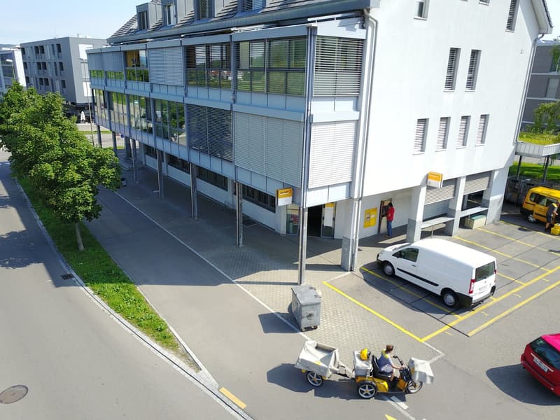 Helle und moderne Büro-/Gewerberäumlichkeiten an bester Lage in Urdorf (9)