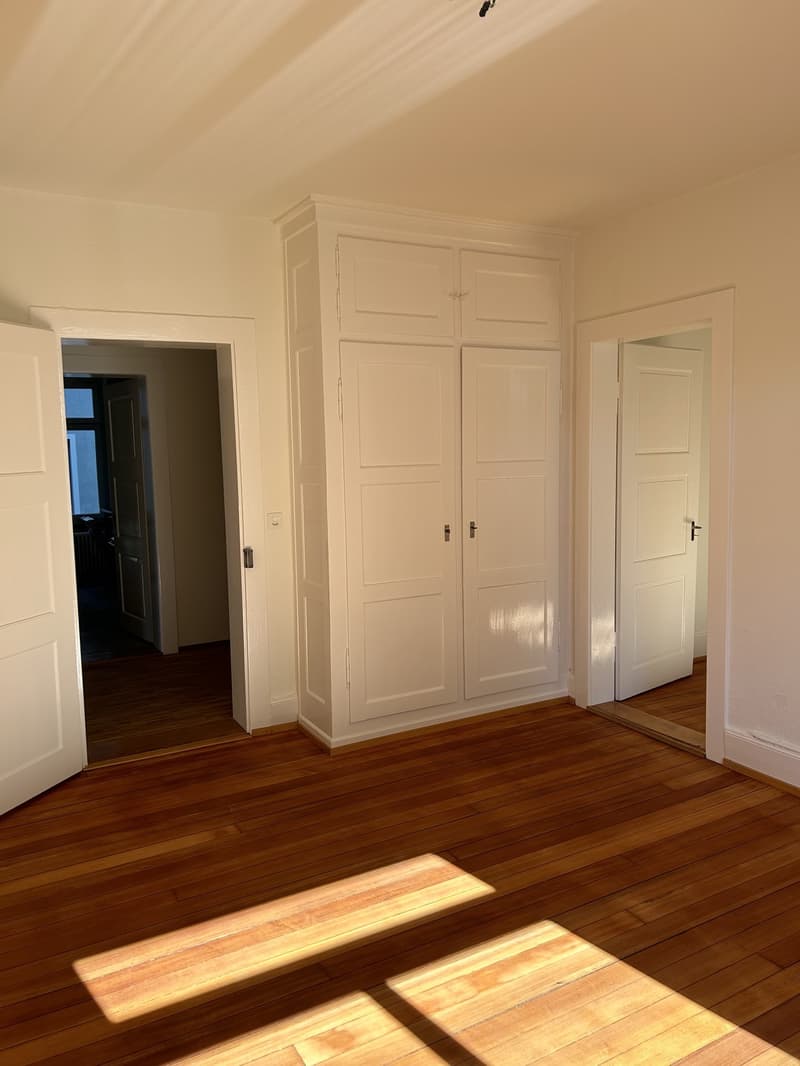 4.5-Zimmer Wohnung in nächster Nähe der Spitäler Balgrist (2)