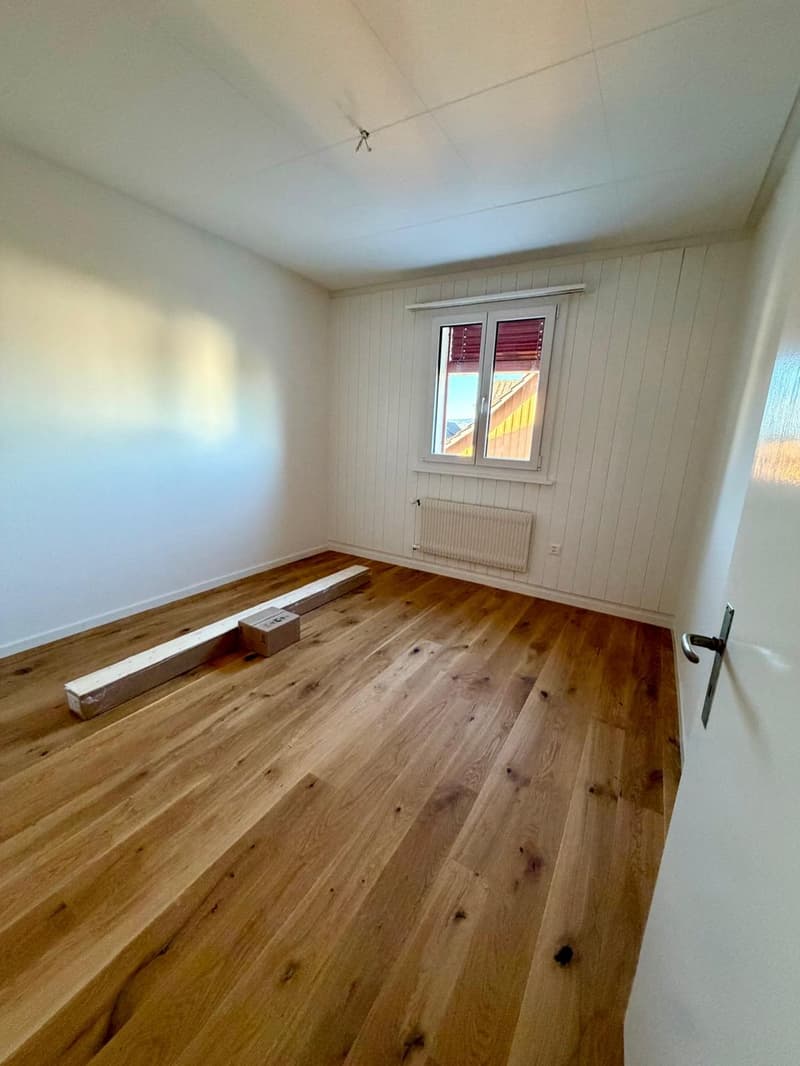 Einziehen & Wohlfühlen frisch renovierte 3-Zimmer-Wohnung mit 2 Balkonen (2)