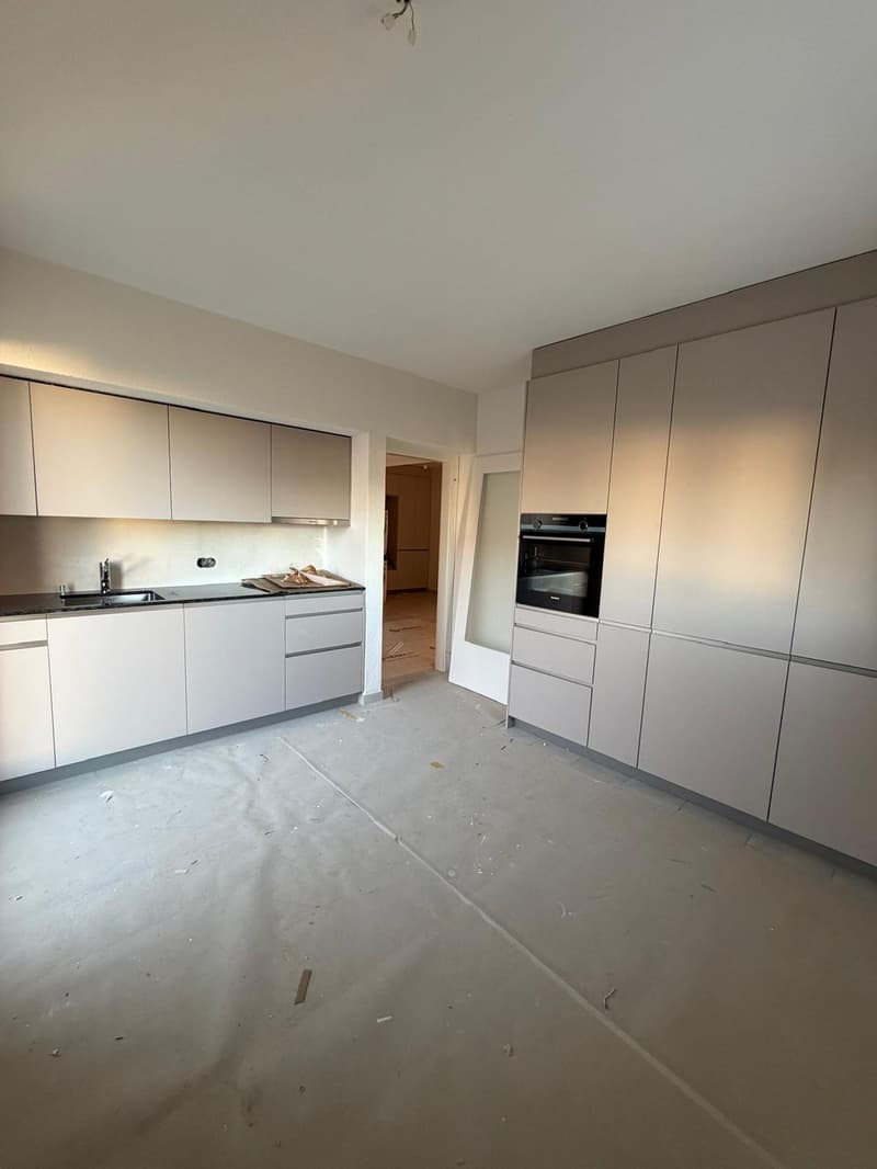 Einziehen & Wohlfühlen frisch renovierte 3-Zimmer-Wohnung mit 2 Balkonen (4)