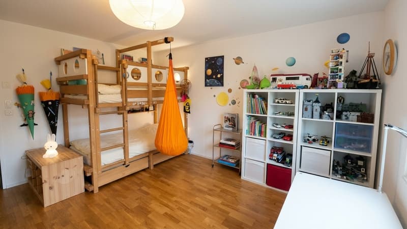 Familienfreundliche 4,5 Zimmerwohnung (1)