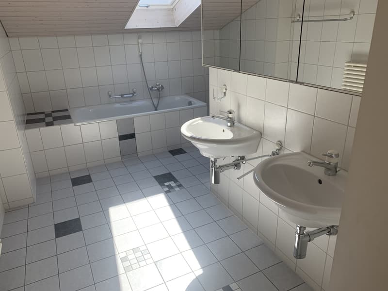 Schöne grosse Wohnung auf dem Lande (5)