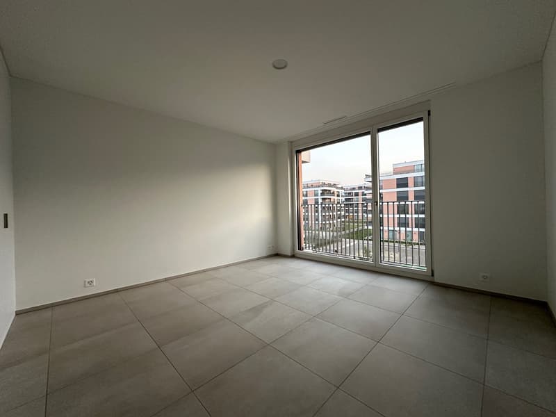 Grosszügig ausgestattete moderne (Baujahr 2021) 2.5-Zimmerwohnung in Gehdistanz zu Therme und Rhein (4)