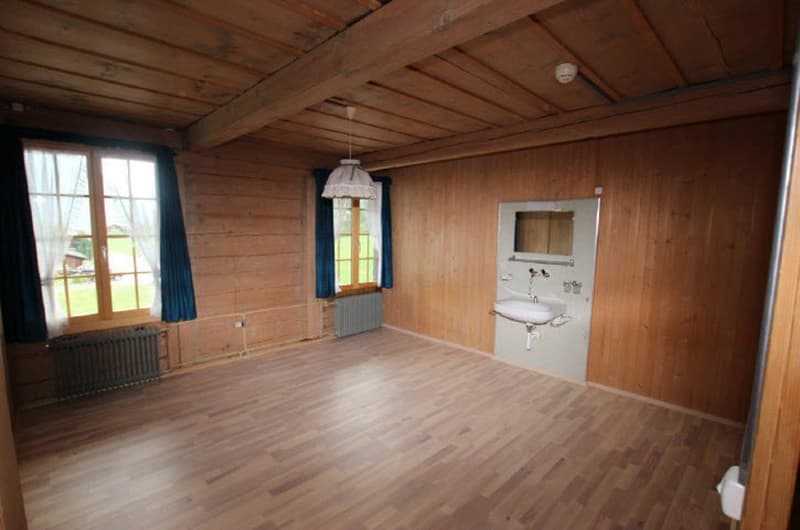 Residential & Commercial Building with Construction Plot 4 Apartments / Commercial Spaces (11)
