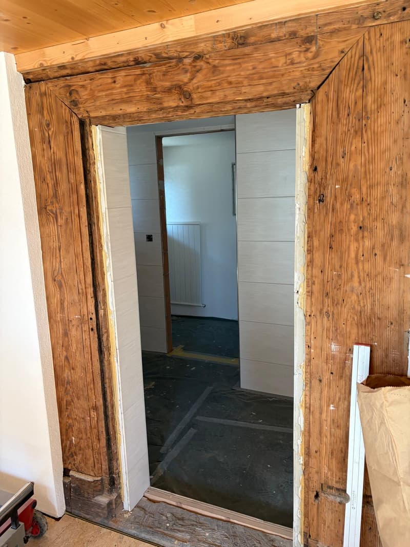 Charmante 4.5-Zimmer-Parterrewohnung in historischem Bauernhaus – Hettiswil b. Hindelbank (10)