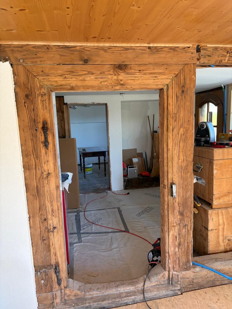 Charmante 4.5-Zimmer-Parterrewohnung in historischem Bauernhaus – Hettiswil b. Hindelbank (13)