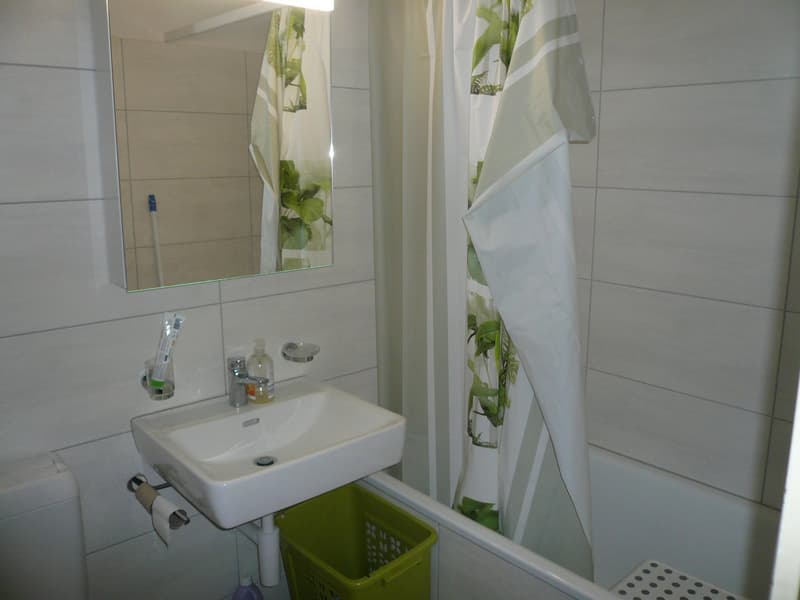 Gemütliche 3.5-Zimmer-Wohnung mit Balkon in Bätterkinden (6)