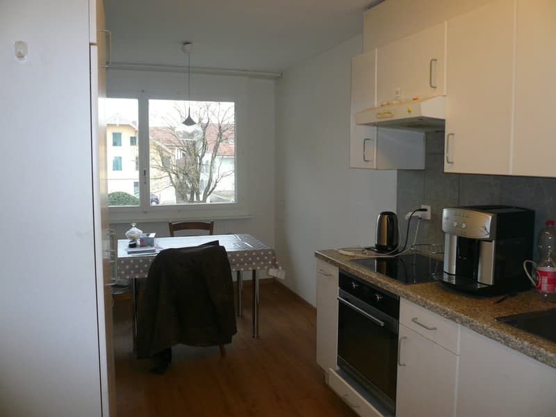 Gemütliche 3.5-Zimmer-Wohnung mit Balkon in Bätterkinden (3)