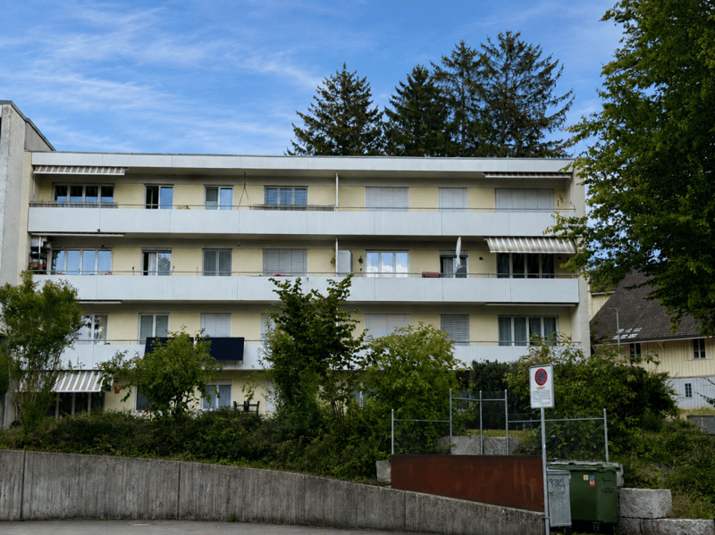 Attraktive 3-Zimmer Wohnung an zentraler Lage in Pfäffikon (1)