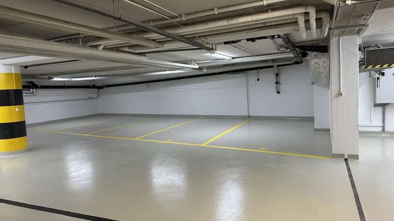 Tiefgarageneinstellplatz (3)