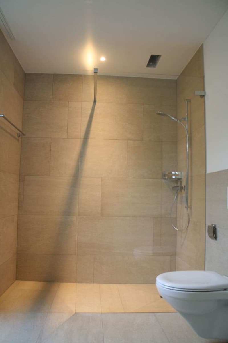 MODERNE PARTERREWOHNUNG MIT UMSCHWUNG (8)