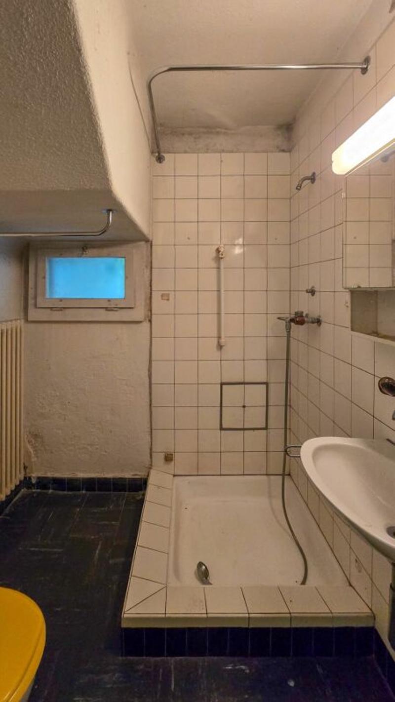 Maison unifamiliale spacieuse avec potentiel de développement (11)