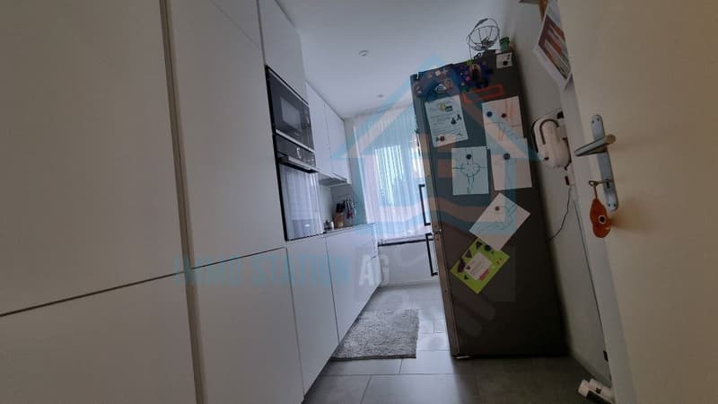 Bright 3.5-room apartment in the center of Reinach AG (5)