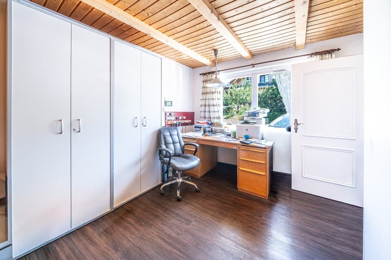 Maison unifamiliale spacieuse avec grand jardin et beaucoup d'espace extérieur (5)