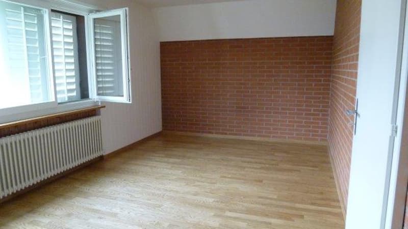 Charmantes 5.5-Zimmer-Einfamilienhaus in Embrach, befristet für ein Jahr (29)