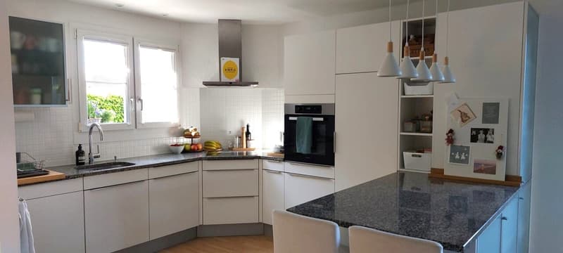 Fulfill your dream of living in a well-connected location (3)